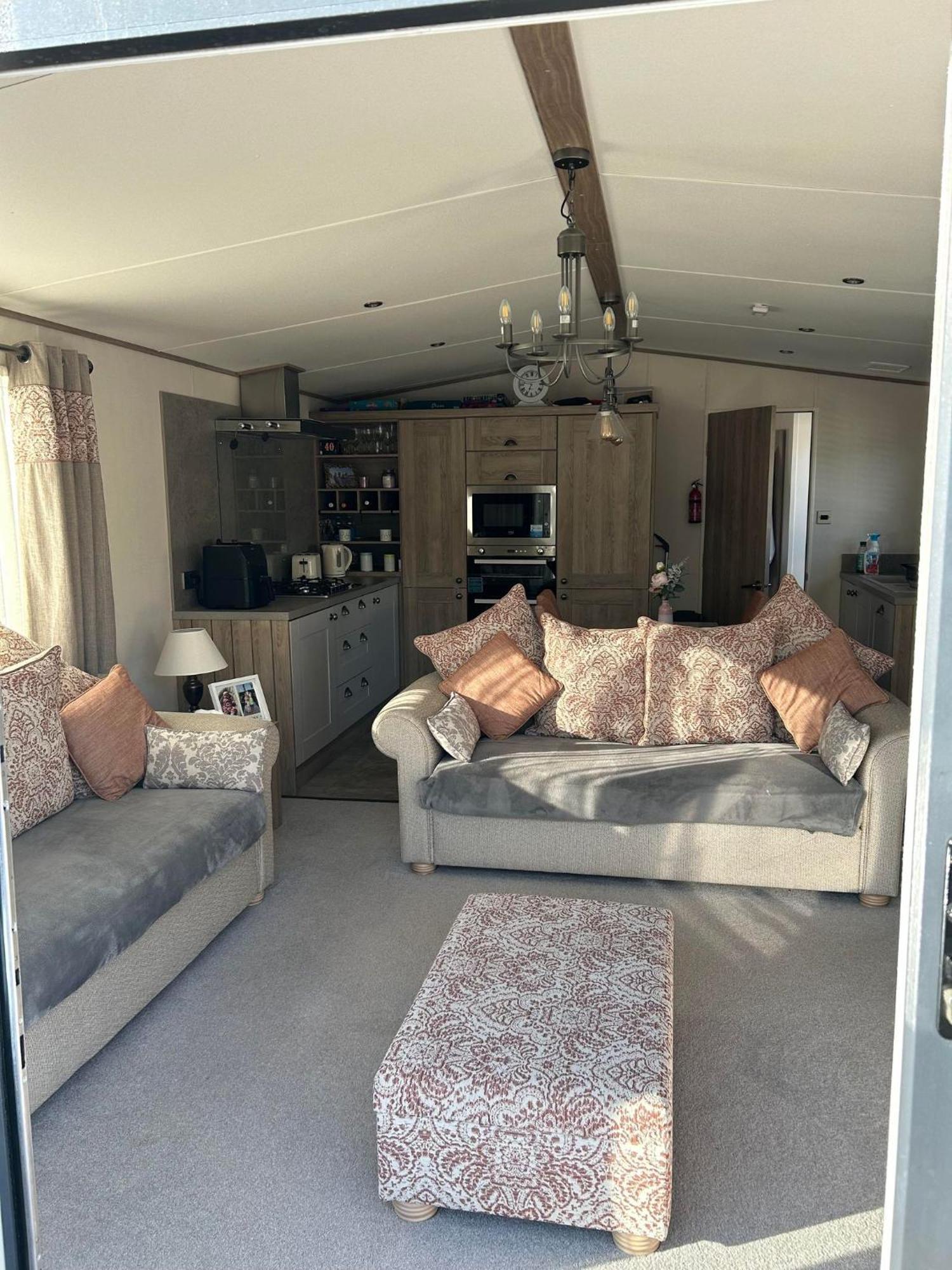 Kmh Caravans At Flamingo Land